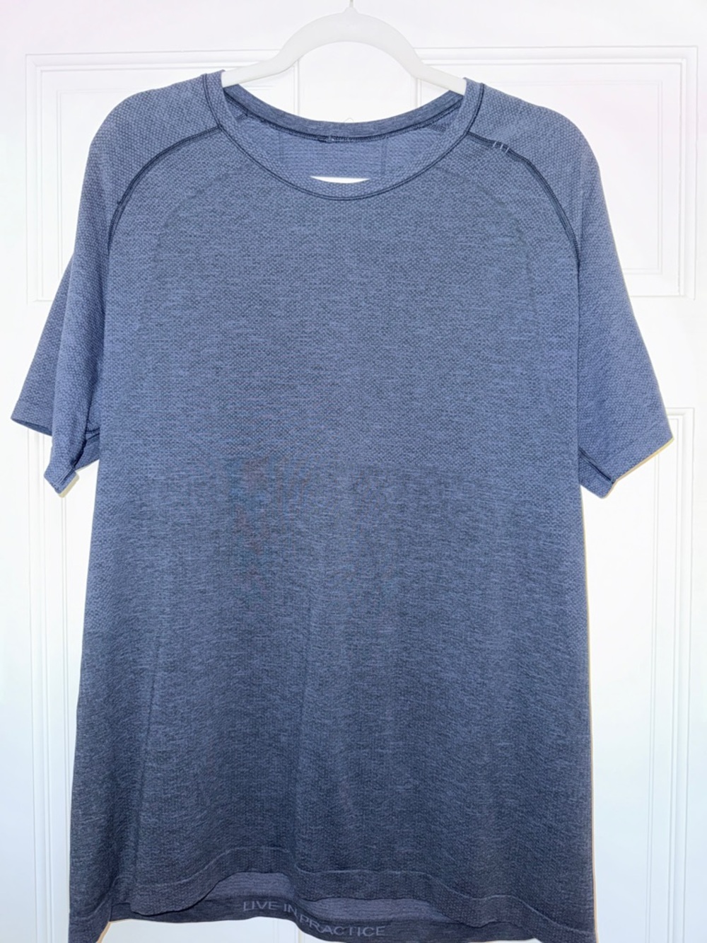 Lululemon Metal Vent Tech Men's Heathered Slate Blue Short-Sleeve Crew